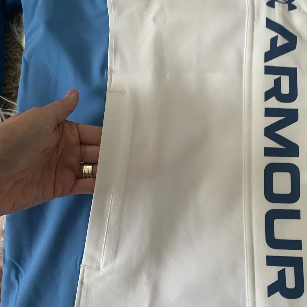 Under Armour {under armour}